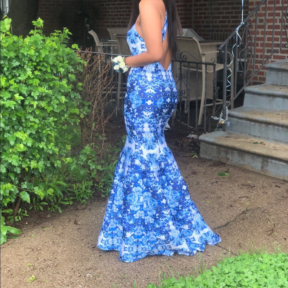PROM DRESS!!
